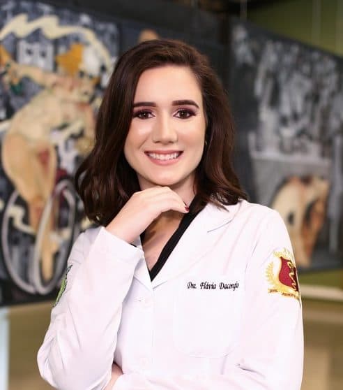 Dra. Flavia Dacoregio, Clínica Médica na DoctorÁgape, em Joinville